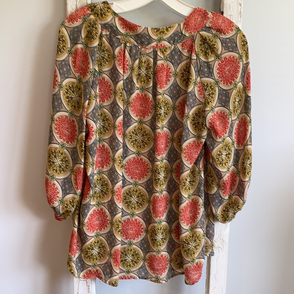 Beautiful Tunic - Picture 5 of 6